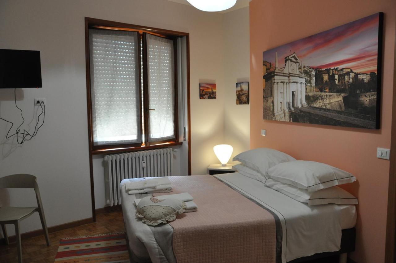Citywalls Guest House Bergamo Eksteriør bilde