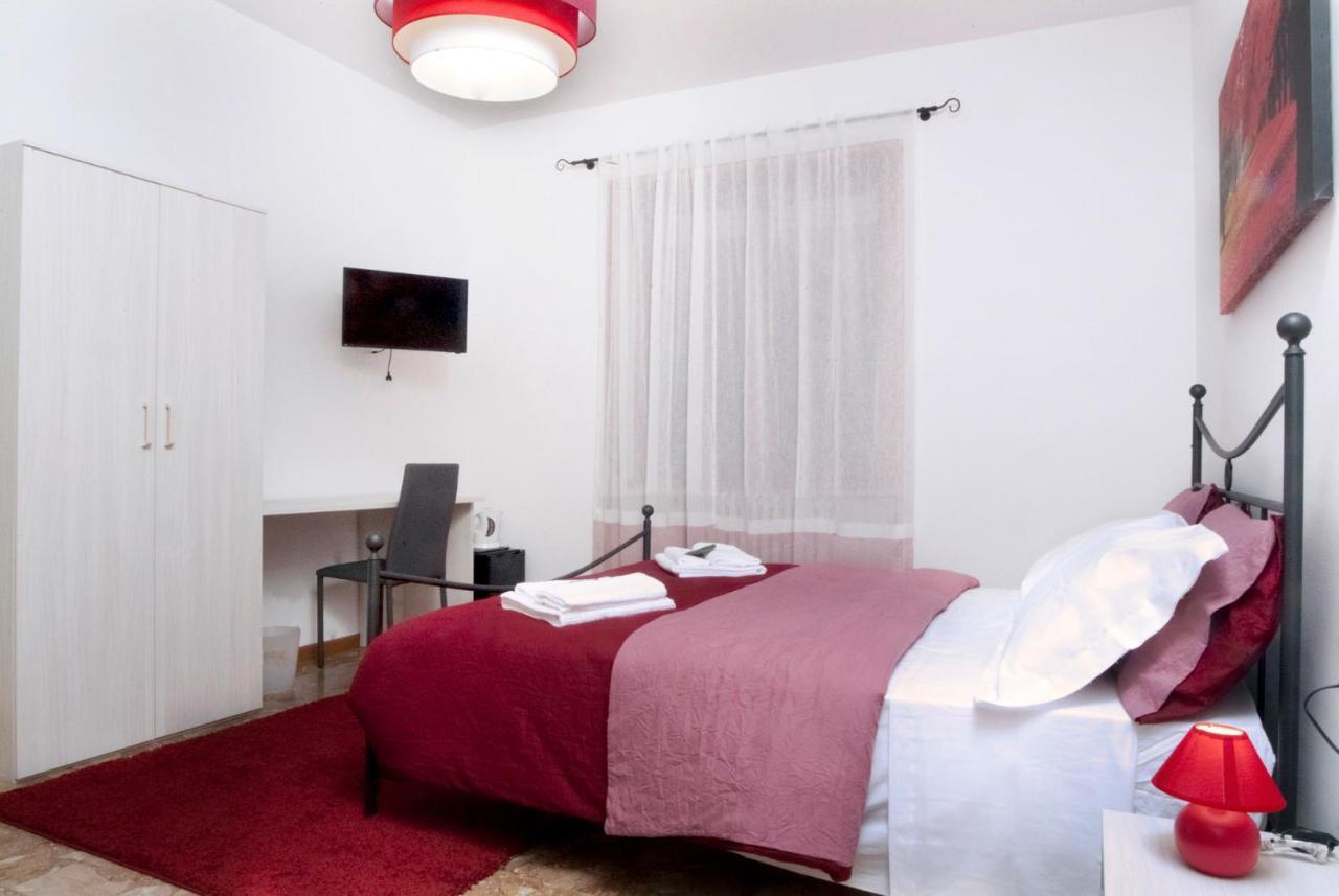 Citywalls Guest House Bergamo Eksteriør bilde