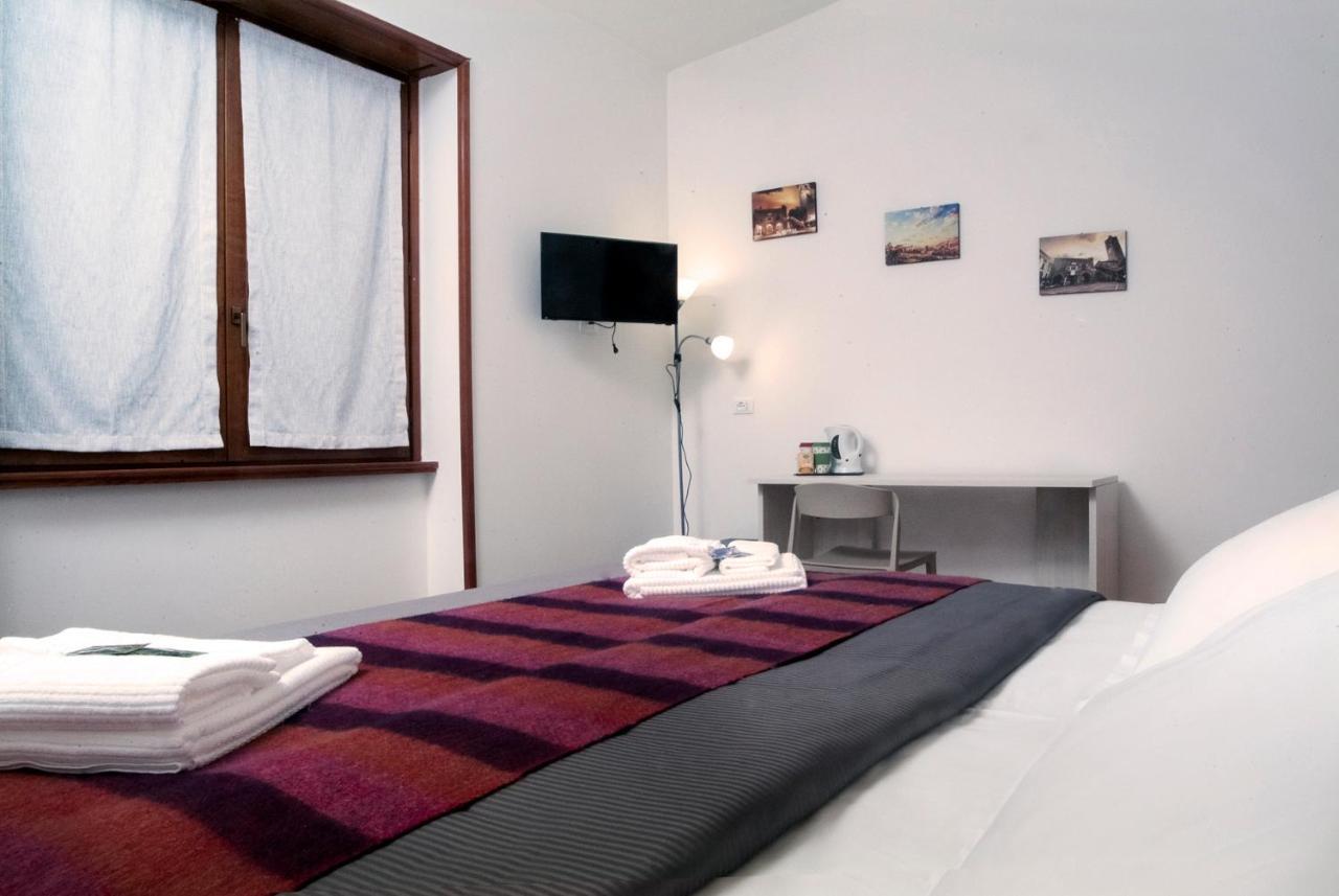 Citywalls Guest House Bergamo Eksteriør bilde