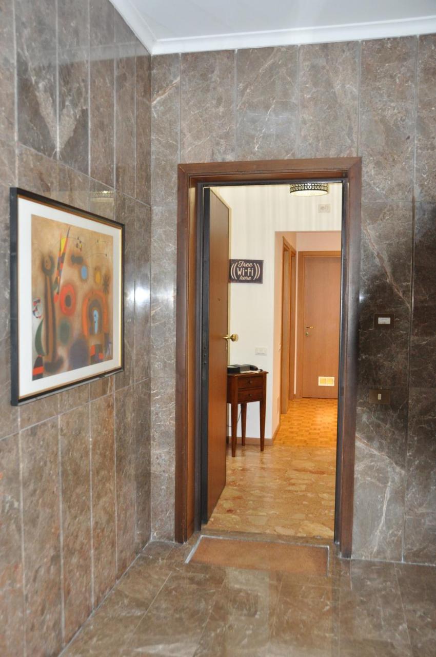 Citywalls Guest House Bergamo Eksteriør bilde