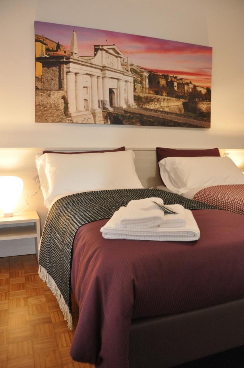 Citywalls Guest House Bergamo Eksteriør bilde