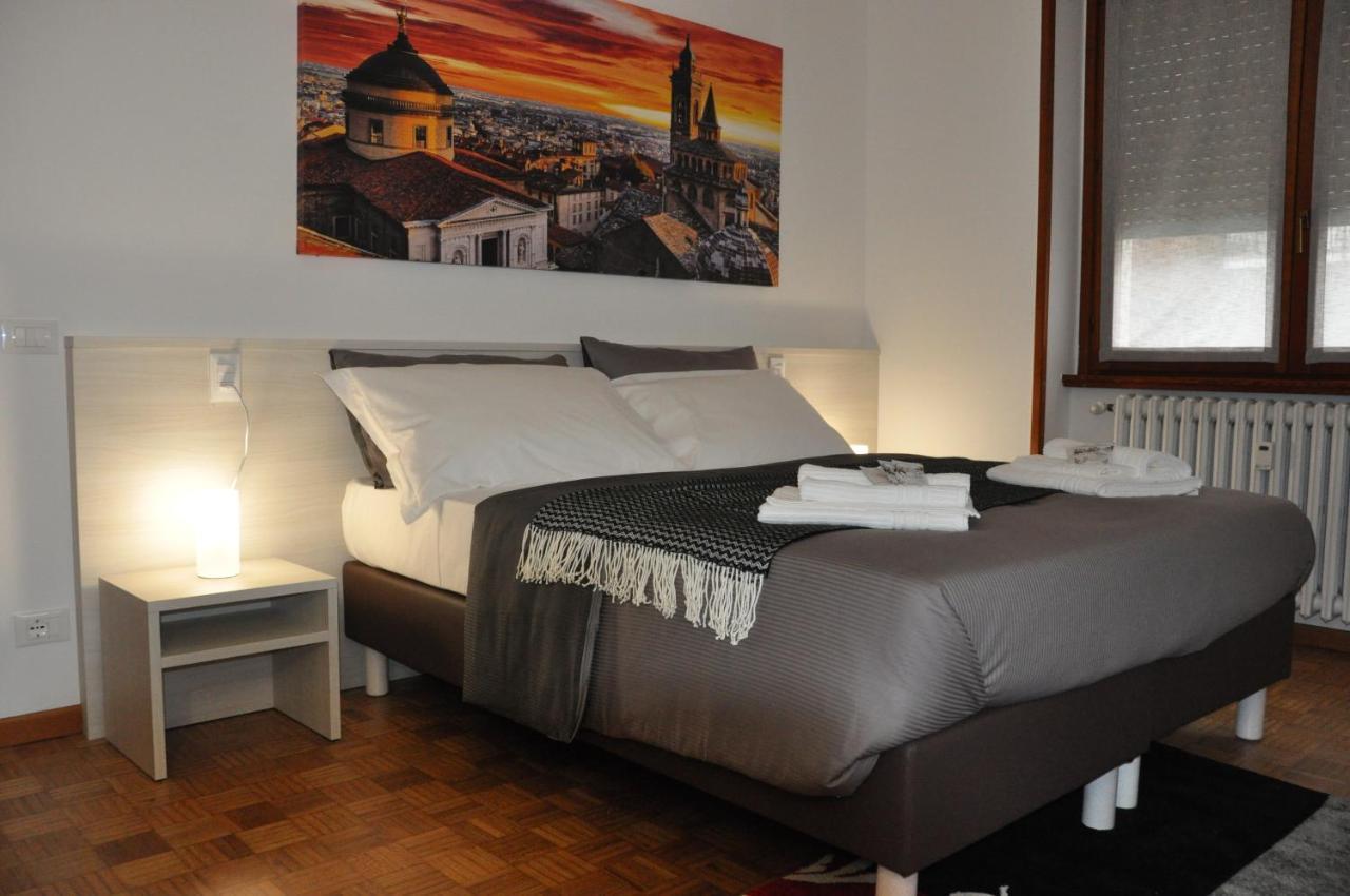 Citywalls Guest House Bergamo Eksteriør bilde